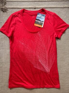 Icebreaker Plume scoop Tee shirt tech lite short sleeve ember coral women S NEW